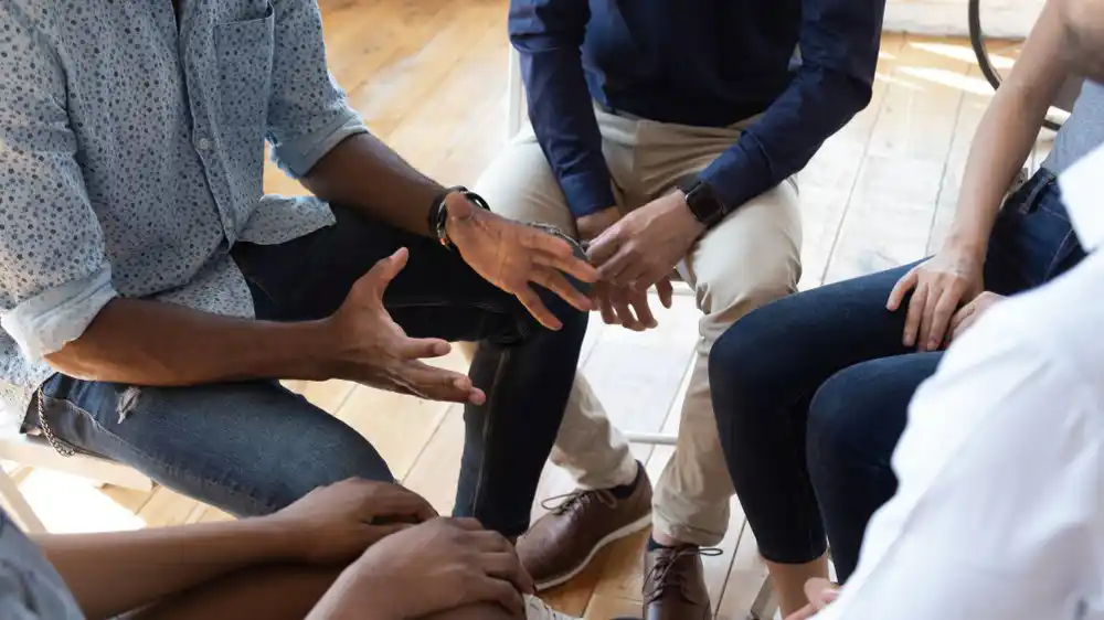 Group Therapy Vs Individual Therapy: Which is Right For You?